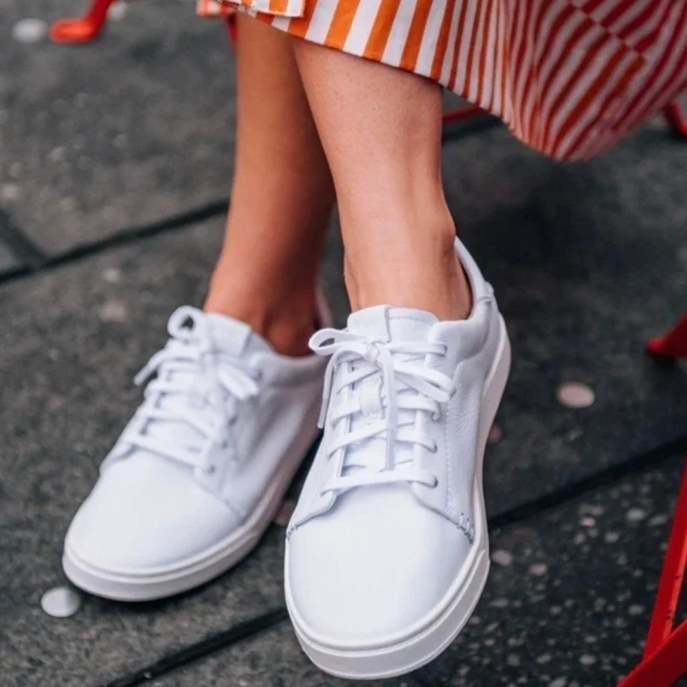 OluKai low top